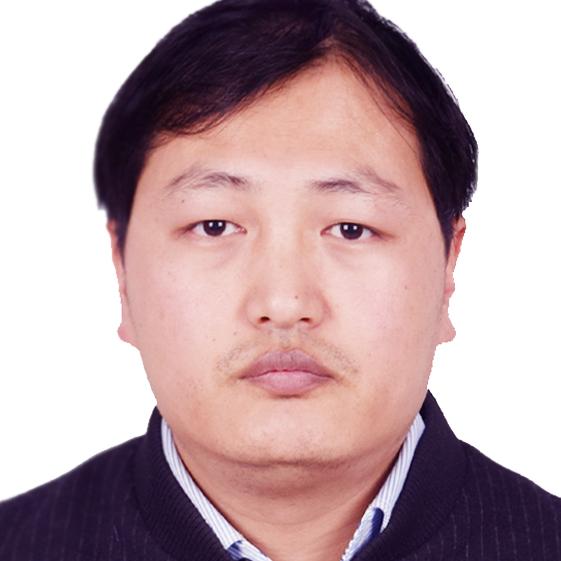 Ji Chen Headshot